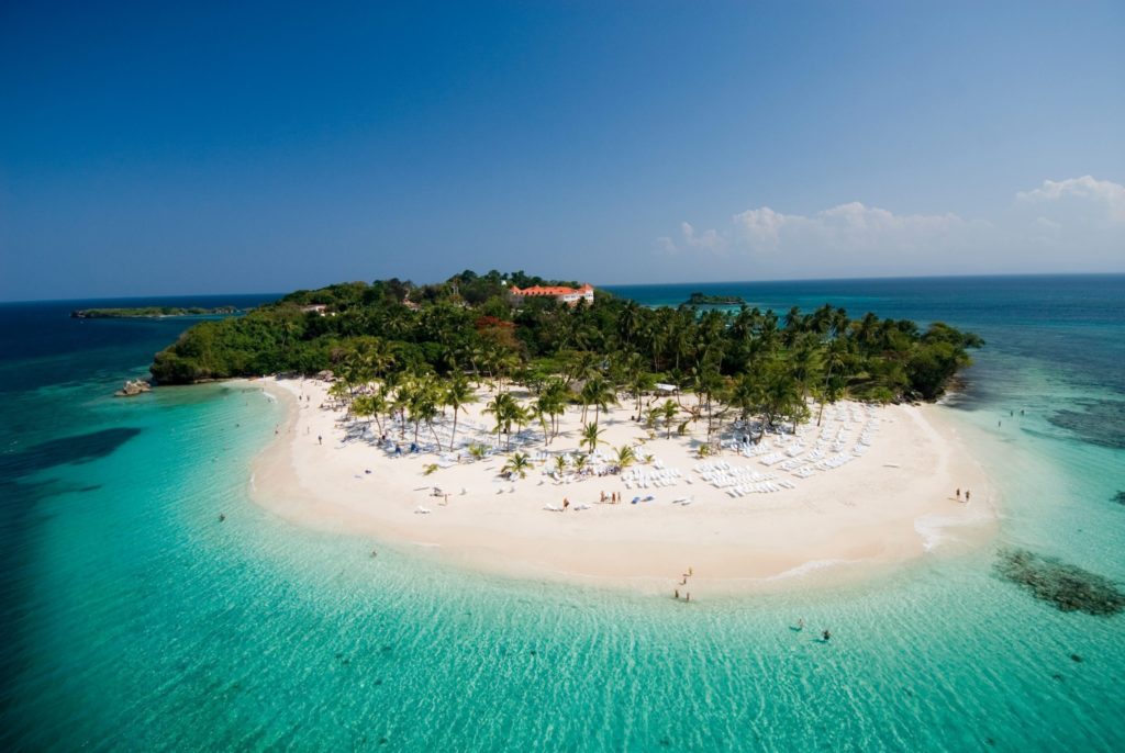 Plaja Cayo Levantado din Republica Dominicana
