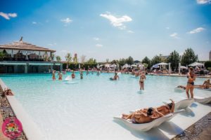 Top 20 de stranduri din Bucuresti -Strand Younivers Summer Club