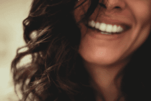 Remodelarea, o soluție pentru retracția gingivală