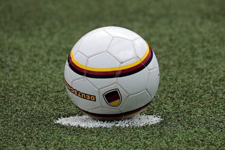 cele mai bune mingi de fotbal