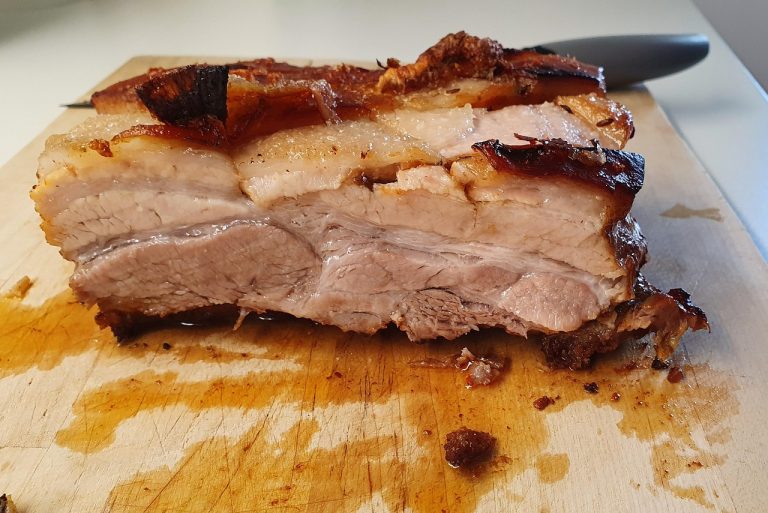 spata de porc la cuptor cu sos