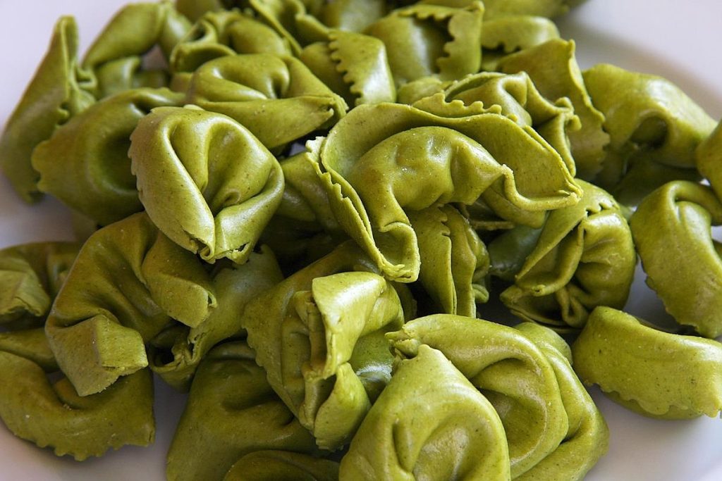 sos pentru tortellini cu branza